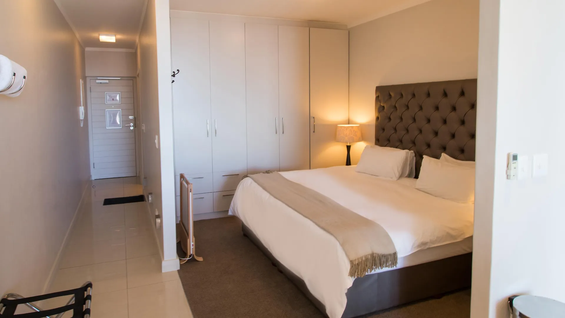 Aparthotel The Crystal Apartments Cape Town